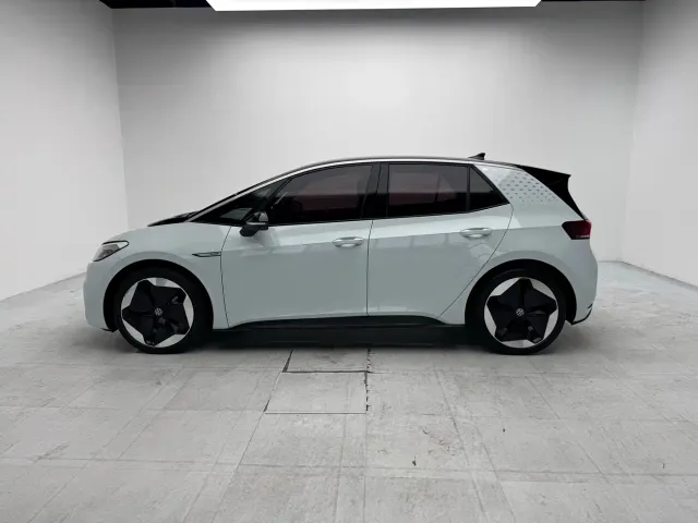Volkswagen ID.3 — Фото автомобиля 5