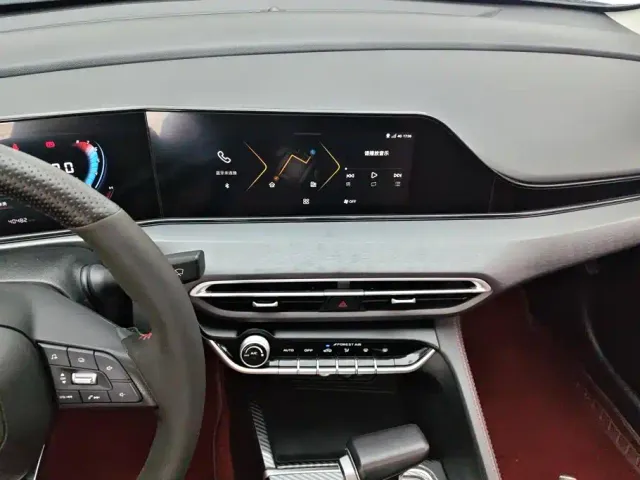 Changan Eado — Фото автомобиля 13
