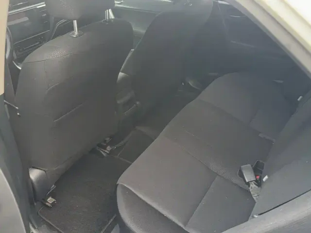 Toyota Corolla Twin Engine E+ — Фото автомобиля 8