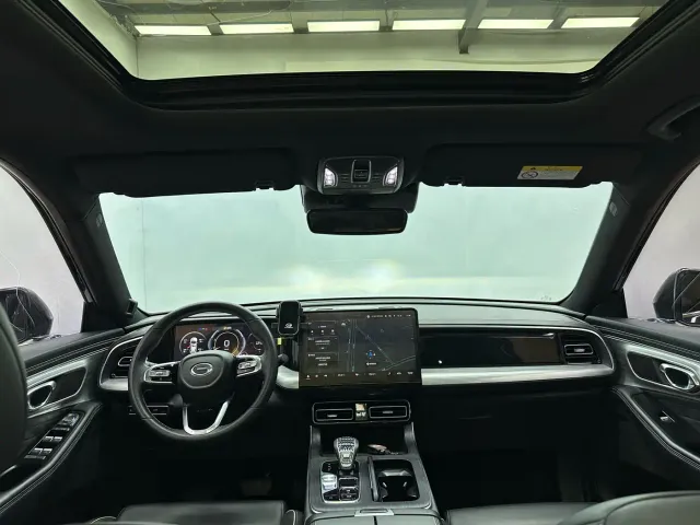 GAC Trumpchi GS8 — Фото автомобиля 6