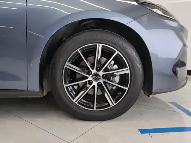 BYD Seal 06 — Фото автомобиля 6
