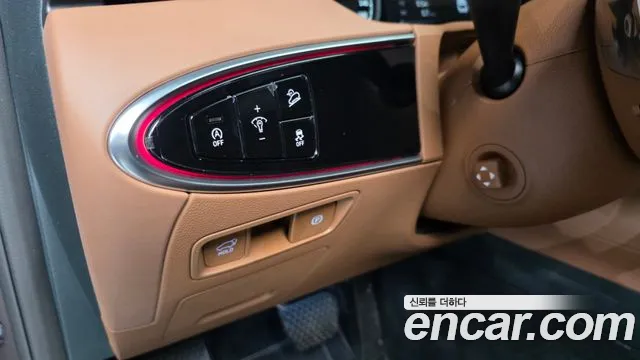 Genesis GV70 — Фото автомобиля 29