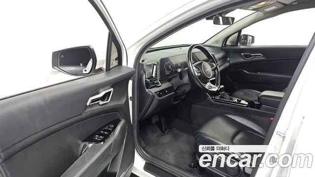 Kia Sportage Sportage 5-е поколение Бензин 1.6 турбо 2WD — Фото автомобиля 10