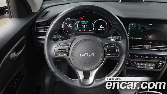 Kia Niro Niro Plus Earth — Фото автомобиля 15