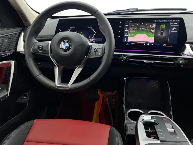 BMW X1 — Фото автомобиля 12