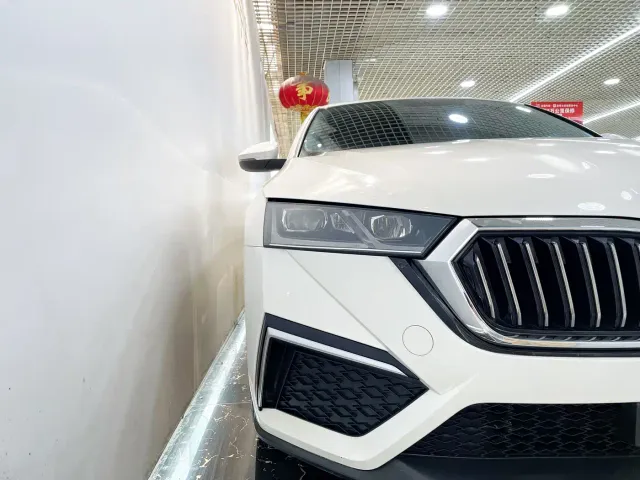 Skoda Octavia — Фото автомобиля 7