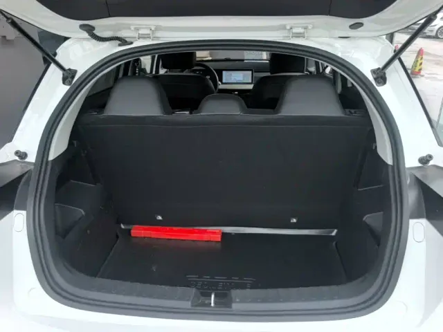 Geely Geometry E Firefly — Фото автомобиля 18