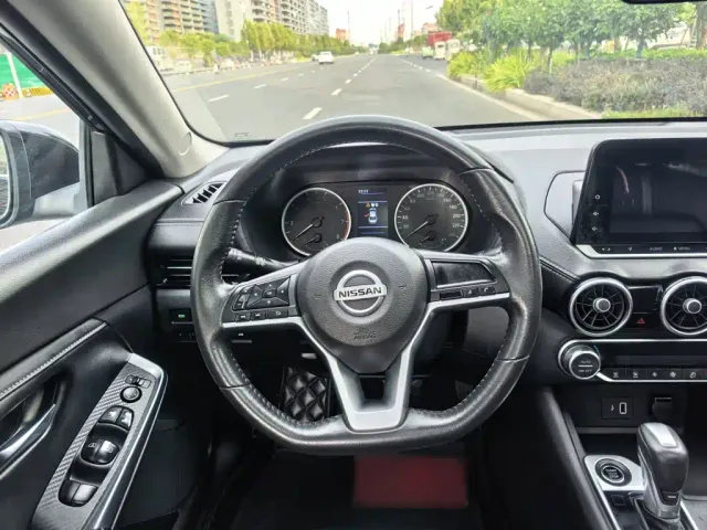 Nissan Sylphy — Фото автомобиля 2