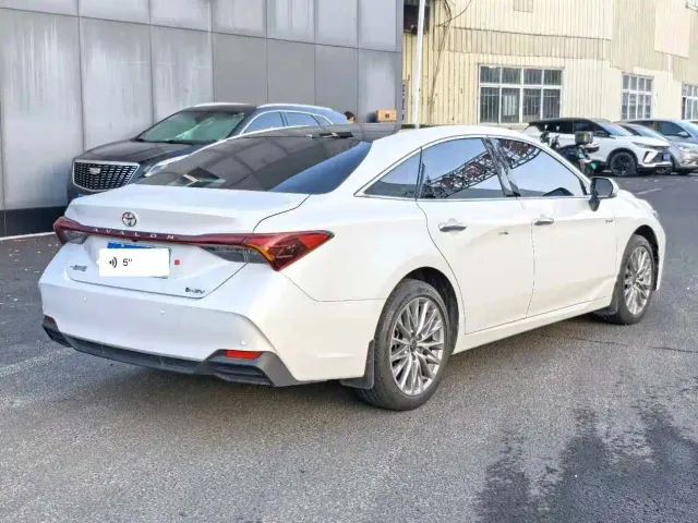 Toyota Avalon — Фото автомобиля 18