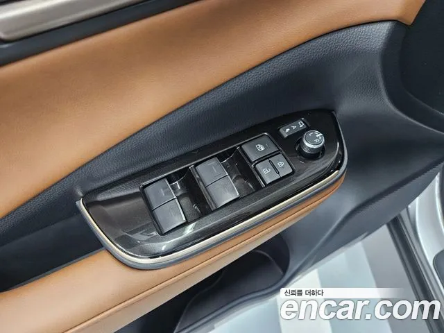 Toyota Crown — Фото автомобиля 11