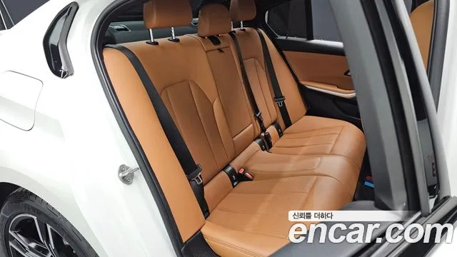 BMW 3 Series G20 — Фото автомобиля 17