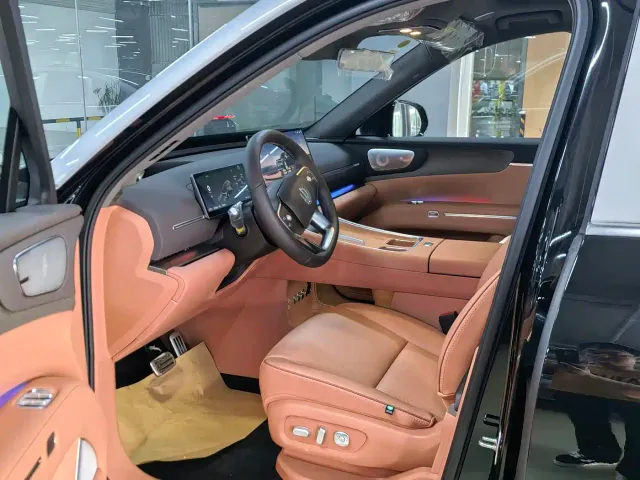Leapmotor D Series — Фото автомобиля 8