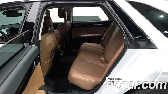 Hyundai Grandeur GN7 — Фото автомобиля 12