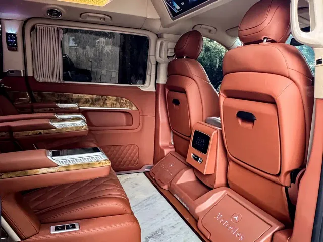 Mercedes-Benz V-Class — Фото автомобиля 16