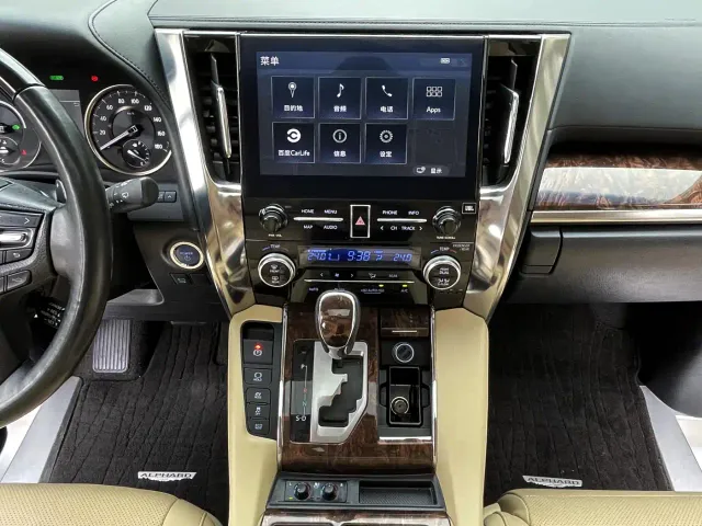 Toyota Alphard — Фото автомобиля 9