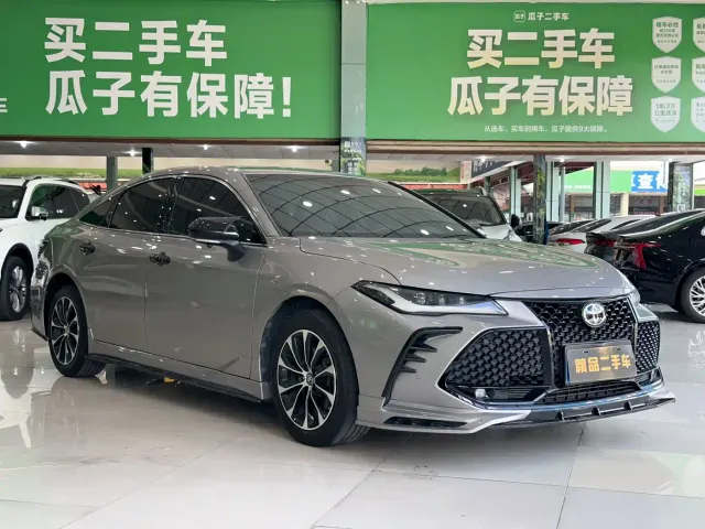 Toyota Avalon — Фото автомобиля 3