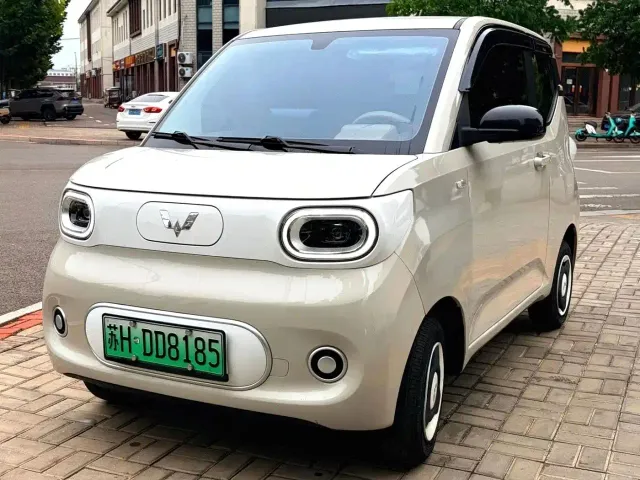 Фотография автомобиля — Wuling Hongguang Mini EV