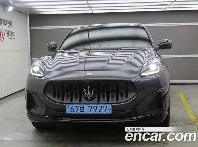 Maserati Grecale — Фото автомобиля 2