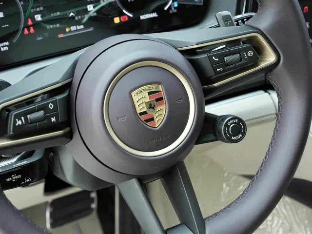 Porsche Panamera — Фото автомобиля 19