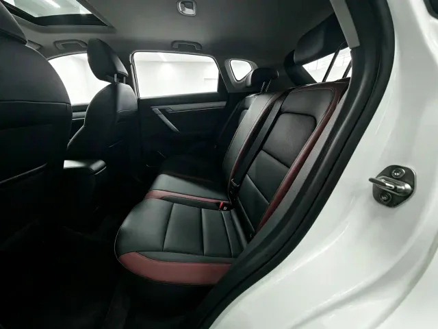 Geely Binyue — Фото автомобиля 5