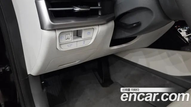 Hyundai Grandeur GN7 — Фото автомобиля 27