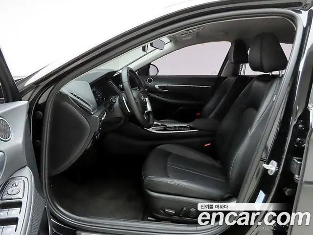 Hyundai Sonata Sonata (DN8) 2.0 LPG(Для проката) — Фото автомобиля 13