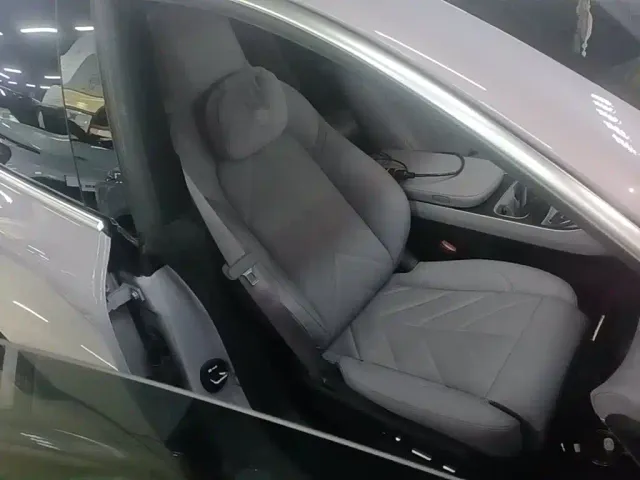 Nio ET5 Touring — Фото автомобиля 24