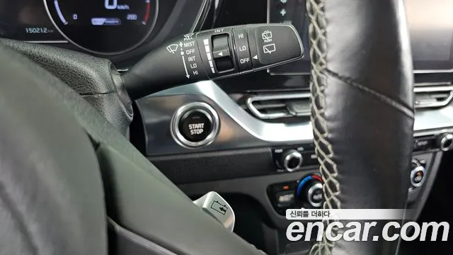 Kia Niro — Фото автомобиля 28