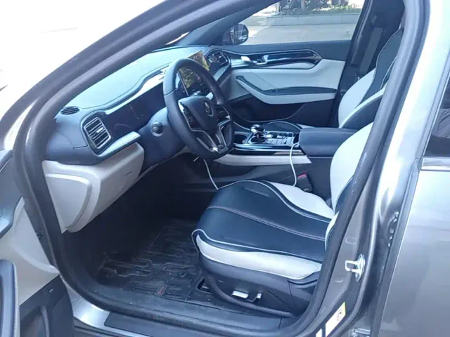 BYD Qin PLUS — Фото автомобиля 14