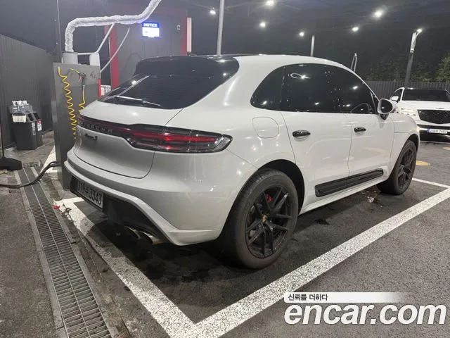 Porsche Macan — Фото автомобиля 6