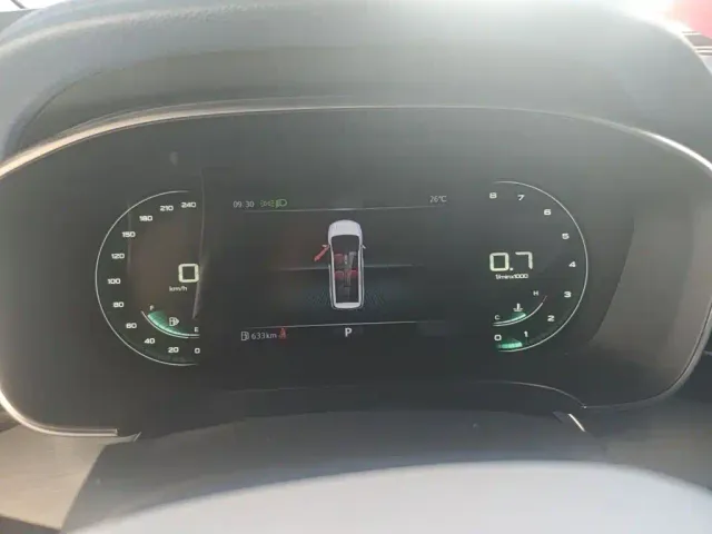 Roewe iMAX8 — Фото автомобиля 3