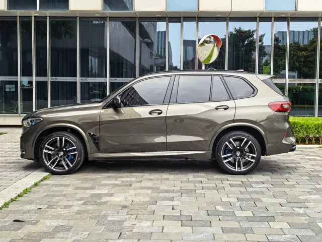 BMW X5 M — Фото автомобиля 6