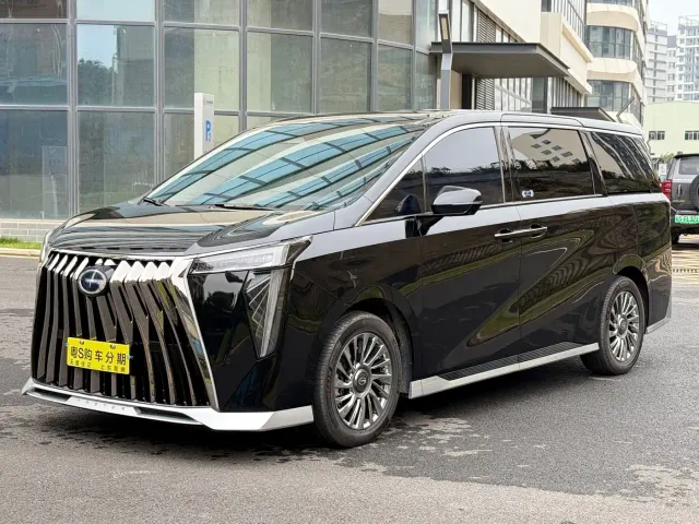 GAC Trumpchi M8 — Фото автомобиля 3