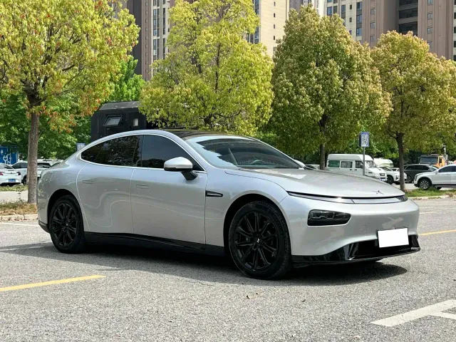 Xpeng P7 — Фото автомобиля 3