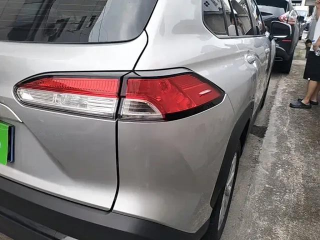 Toyota Frontlander — Фото автомобиля 7