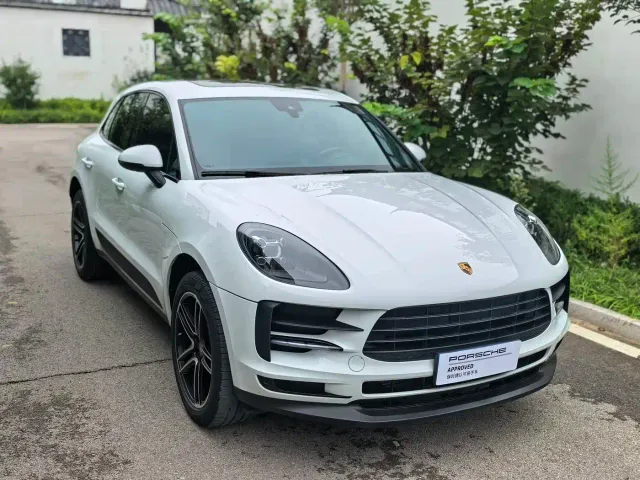 Porsche Macan — Фото автомобиля 3