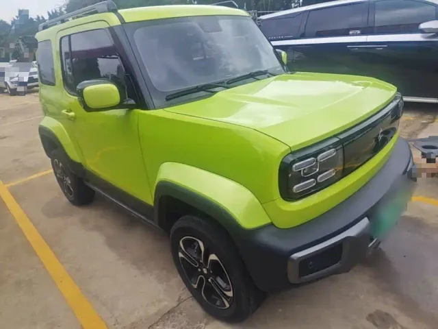 Baojun Yep — Фото автомобиля 3