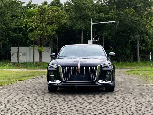 Hongqi H5 — Фото автомобиля 2