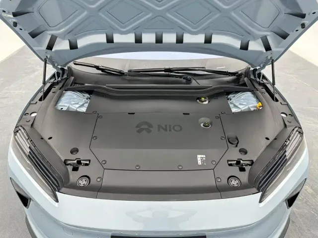 Nio ET5 Touring — Фото автомобиля 25