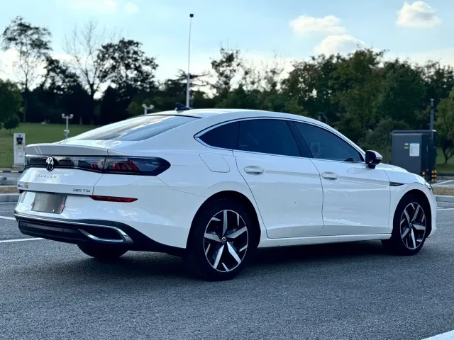 Volkswagen Lamando — Фото автомобиля 6