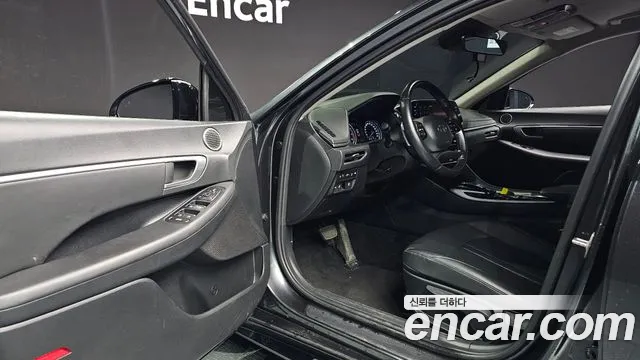 Hyundai Sonata — Фото автомобиля 15