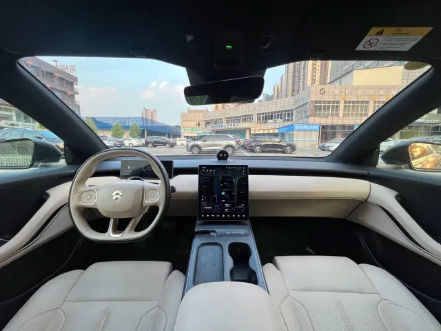 Nio ET5 Touring — Фото автомобиля 6