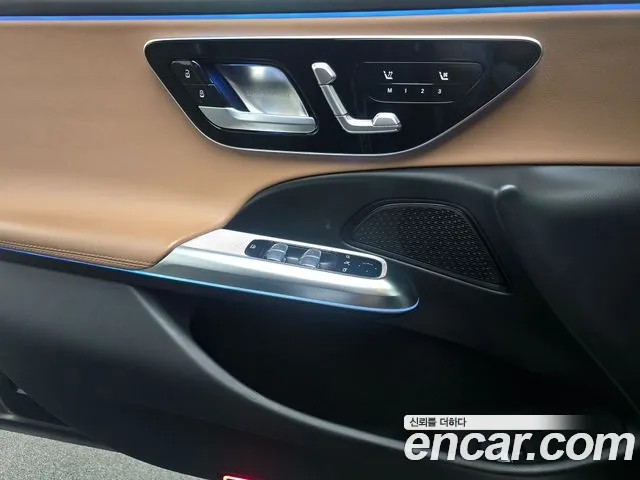 Mercedes-Benz E-Class W214 — Фото автомобиля 13