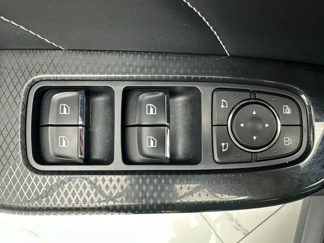 Haval M6 — Фото автомобиля 11