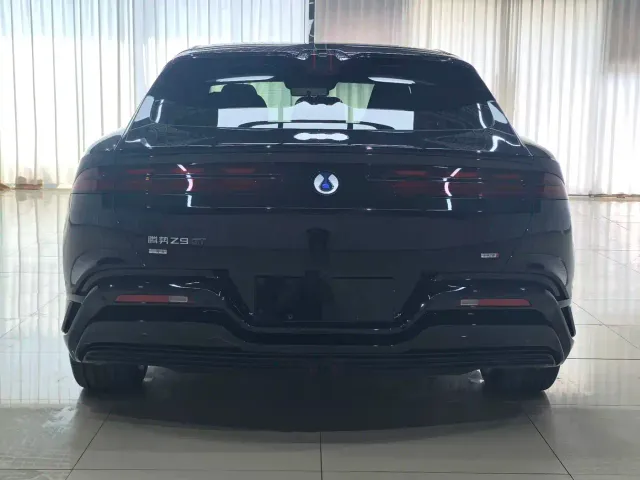 Denza Z9GT — Фото автомобиля 5