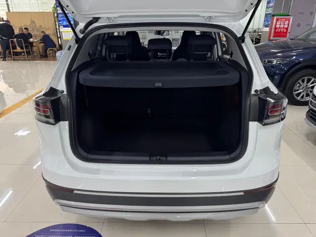 Volkswagen Tharu — Фото автомобиля 12