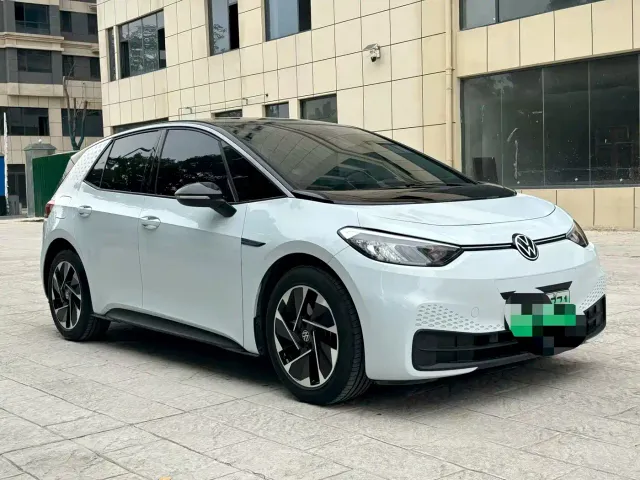 Volkswagen ID.3 — Фото автомобиля 3