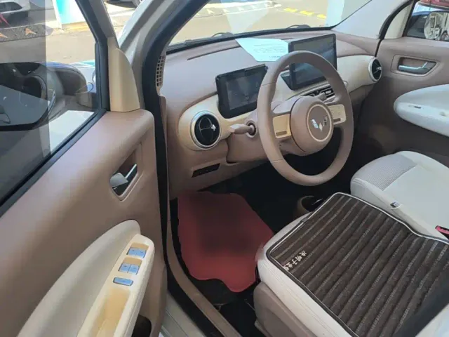 Wuling Hongguang Mini EV — Фото автомобиля 15