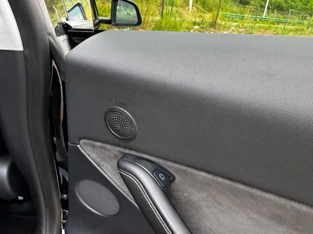 Tesla Model Y — Фото автомобиля 4