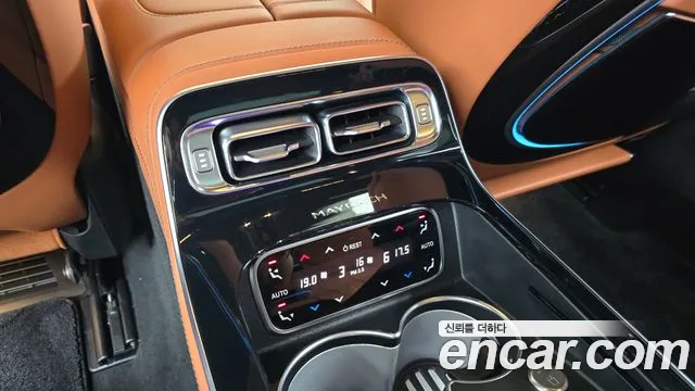 Mercedes-Benz S-Class — Фото автомобиля 28
